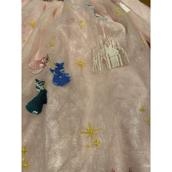 Hanna Andersson Pink Skirt with Embroidered Details - Picture 2 of 9